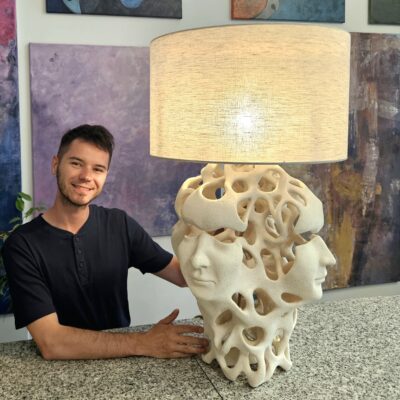 Lampa ceramiczna pt. "Cztery twarze"