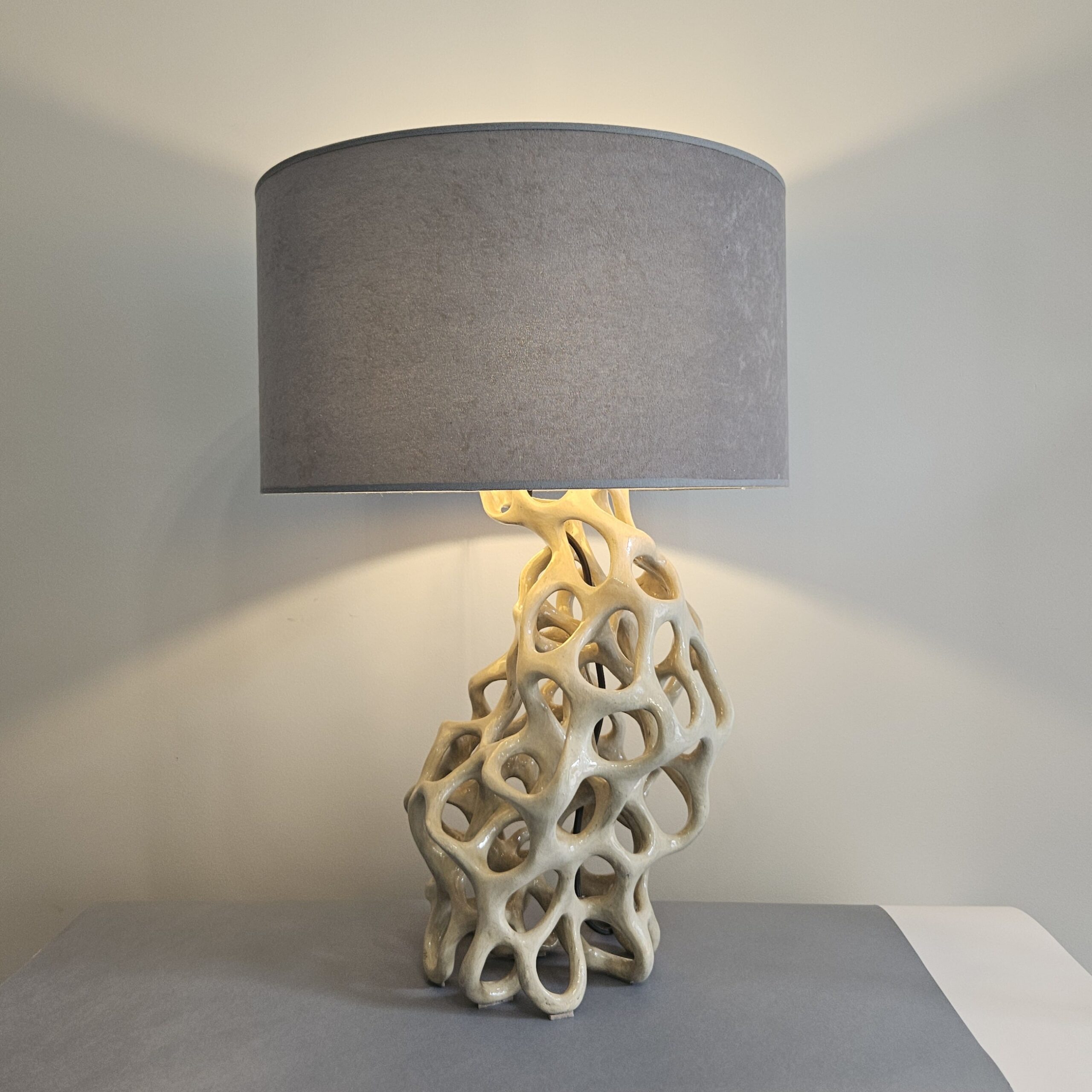 Lampa ceramiczna pt. "Organika" - obrazek 4