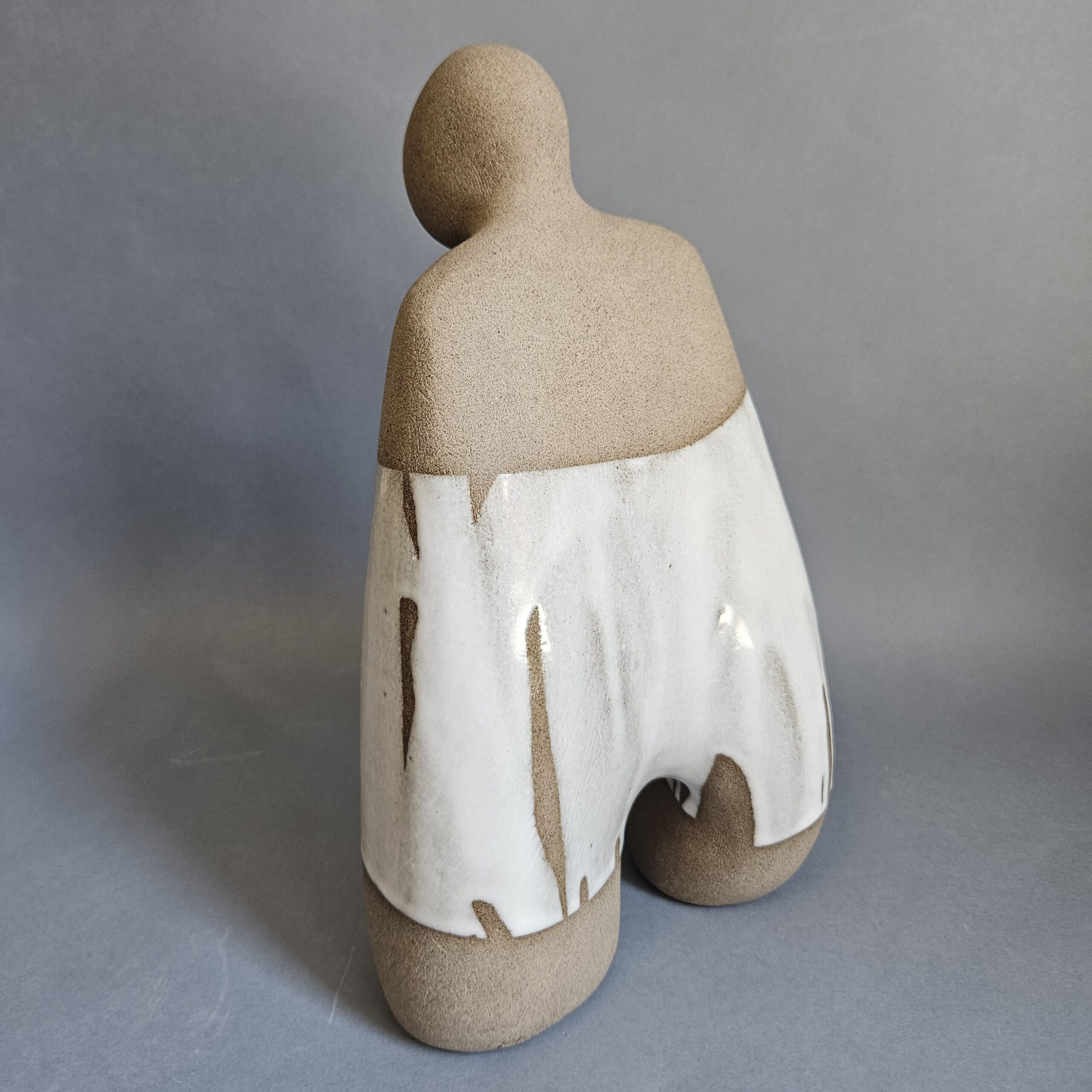 Rzeźba ceramiczna "Człowiek 1" - obrazek 3